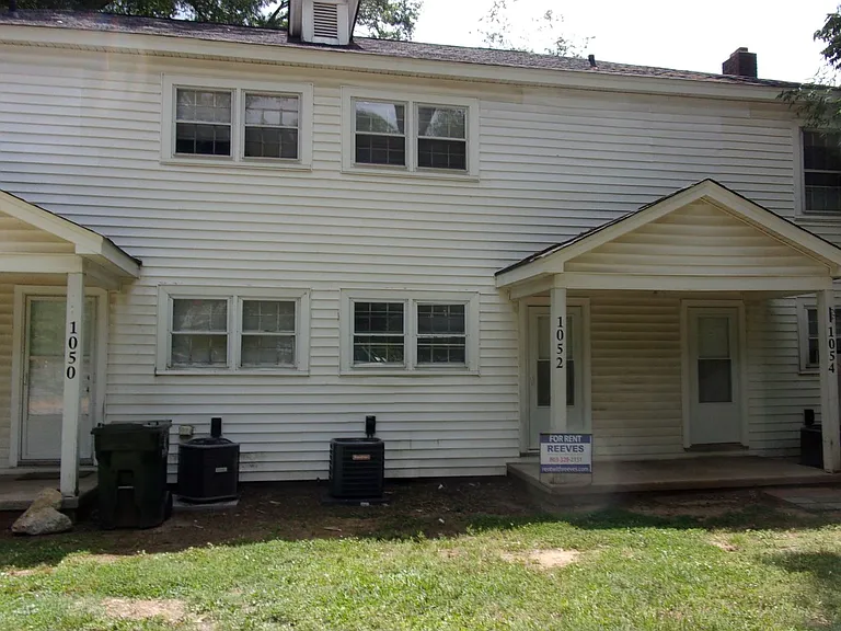 1052 Ebenezer Avenue Ext — Photo 2