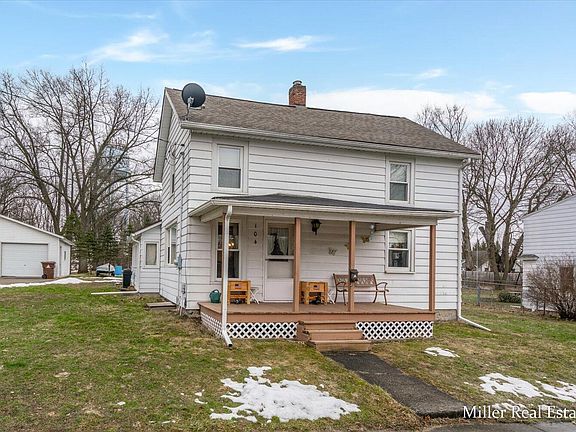 2nd image of 104 W Grant St