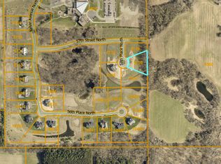 5709 57th Pl N, Lake Elmo, MN 55042