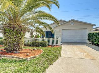 1617 Navidad St, The Villages, FL 32162