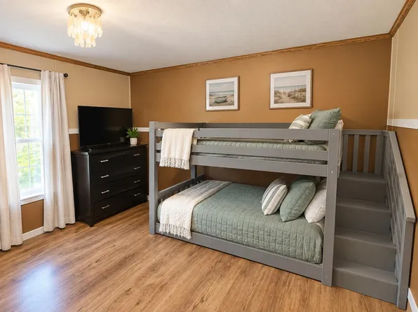 26 Goldrush Lane, Rochester, NH 03868