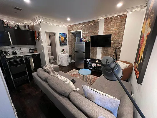 Rented by Best Apartments North Inc | media 1