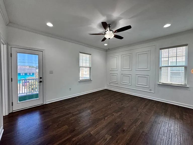 1123 W Ocean View Ave — Photo 34