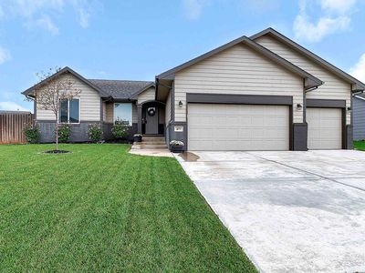 877 N Cloverleaf St, Goddard, KS, 67052