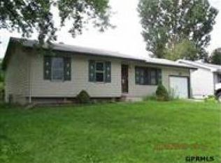 10905 Harney St, Omaha, NE 68154