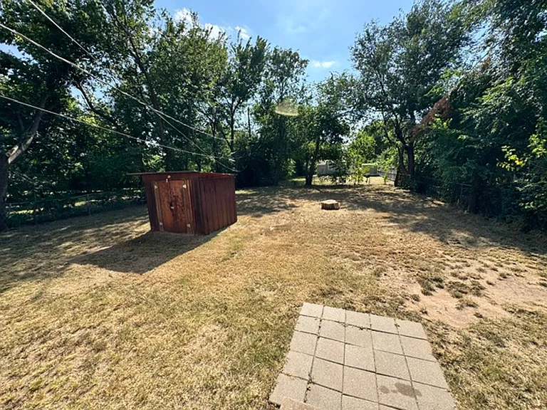 610 Rancho Dr — Photo 7