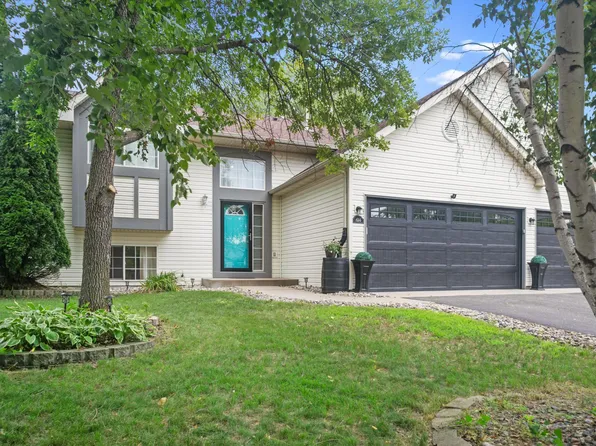614 Lodge Dr, Jordan, MN 55352