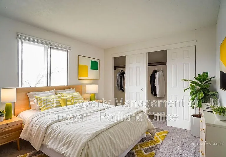 Parkway Garden — Photo 47