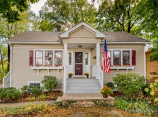 363 Geneva Rd, Glen Ellyn, IL 60137