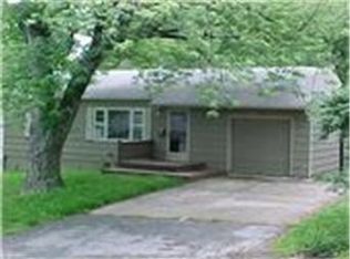 3021 S 46th St, Kansas City, KS 66106