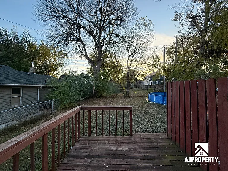 516 N Cliff Ave — Photo 17