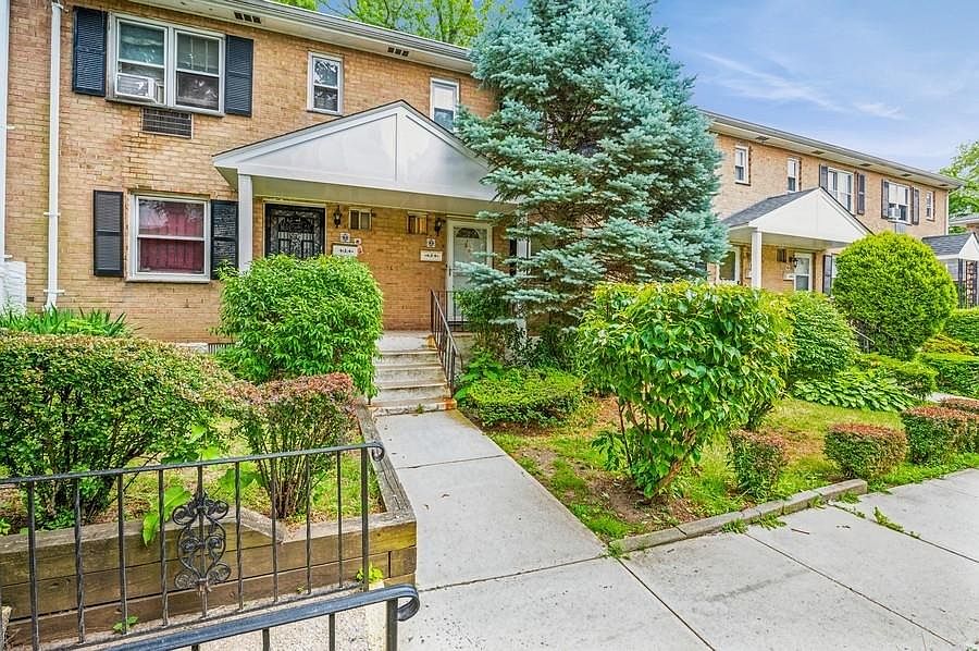 1st image of 130 Glenwood Avenue #93