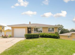 4241 Madison St, Omaha, NE 68107