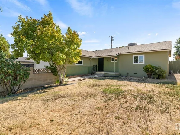 2204 Pageant St, Bakersfield, CA 93306