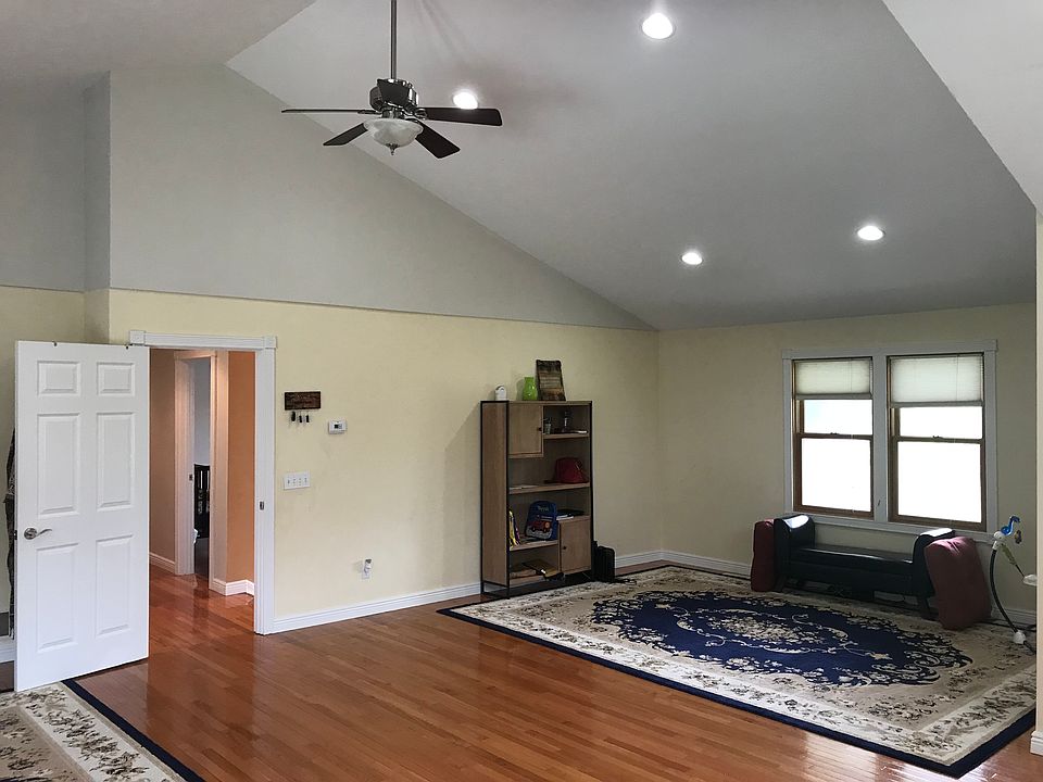 1st image of 2101 Forest Hill Ave SE
