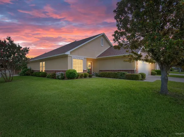 9010 Darby Ln, Woodway, TX 76712