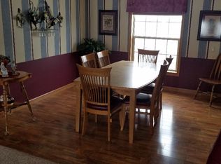 3880 Mount Alpine St, Dubuque, IA 52001