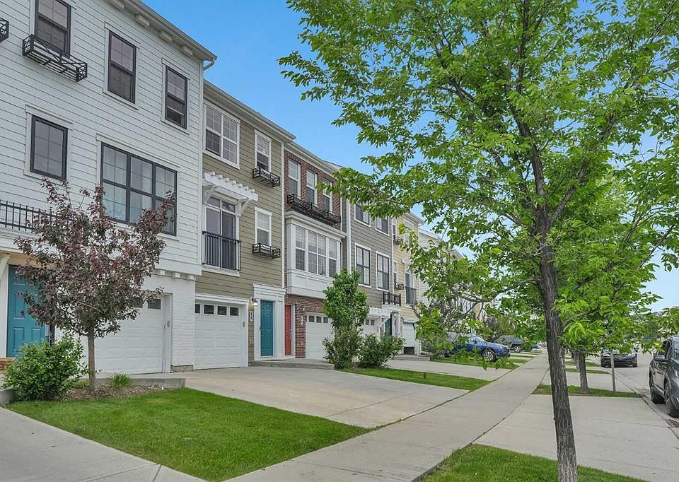 1st image of 575 NE Sherwood Blvd NW