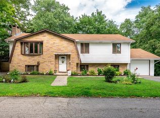 64 Ravena Ave, Riverside, RI 02915