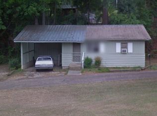 611 Beams Dr, Eufaula, AL 36027