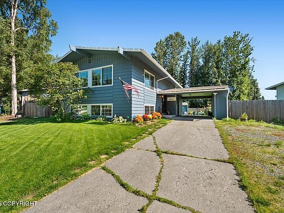 3rd image of 4801 Canterbury Way