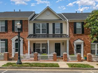949 Coolsprings Ln, Rock Hill, SC 29730