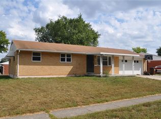 622 Barbara Dr, Tipp City, OH 45371