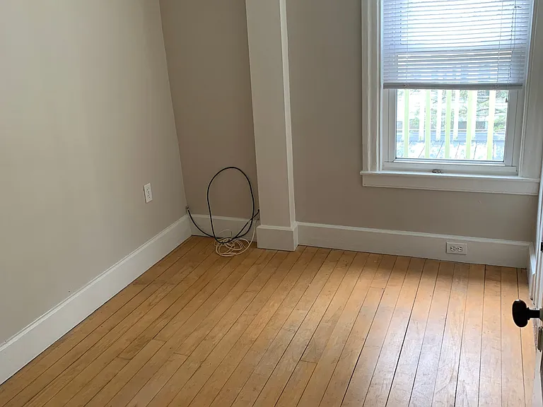 161 Main St #B — Photo 8