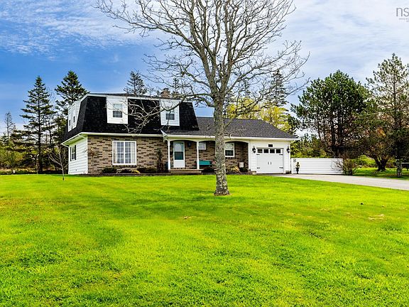 2nd image of 19 Goodwin Dr