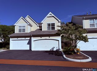 2002 Eaton Ct #2002, Danbury, CT 06811