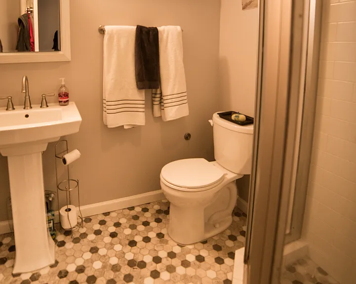 4805 Macon Rd — Photo 10