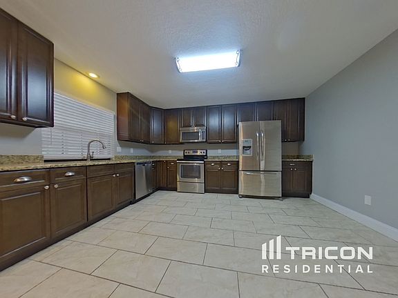 5th image of 702 Keeneland Pike
