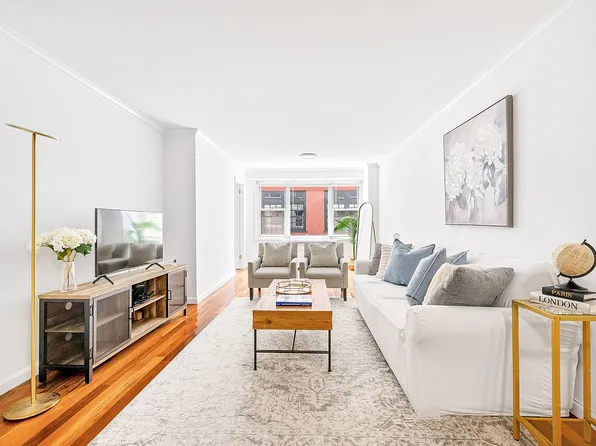 400 E 77th St APT 5E, New York, NY 10075