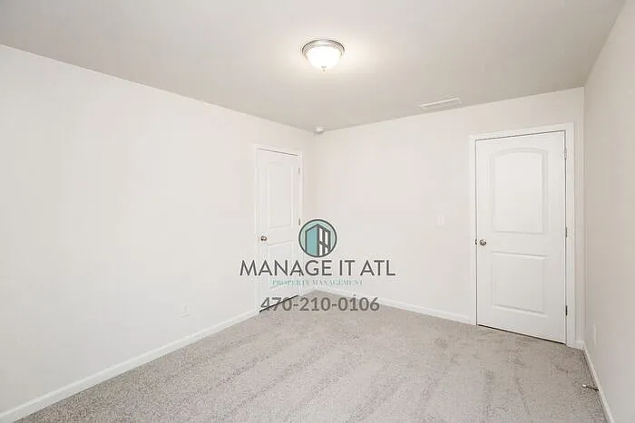 750 Shallowford Rd — Photo 19