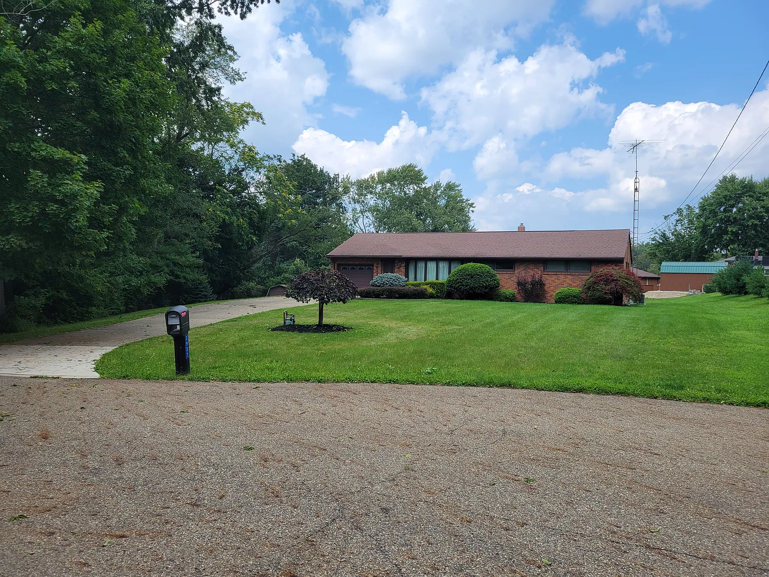 3 bed, 1152 sqft, $1,850 — Photo 1