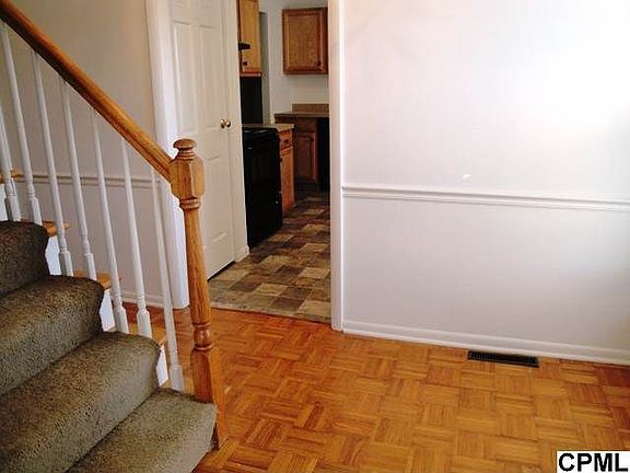 3rd image of 430 W Chocolate Ave