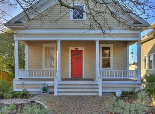 3515 Ashworth Ave N, Seattle, WA 98103