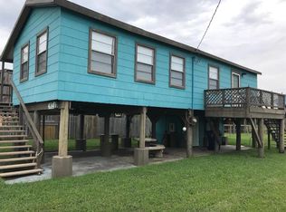 414 Olive St, Surfside Beach, TX 77541