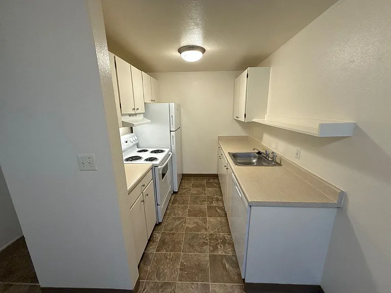 West Hills Village — Photo 32