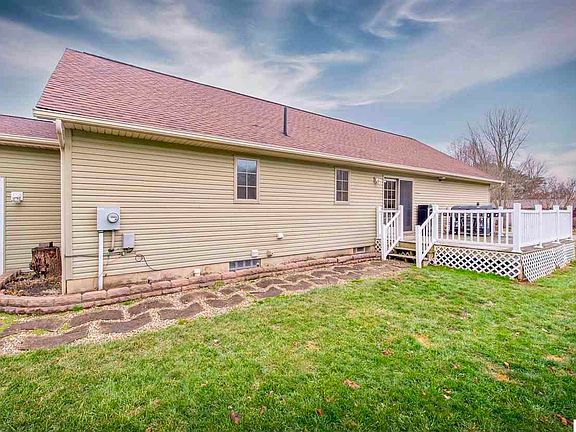 5th image of 2247 Apple Valley Dr