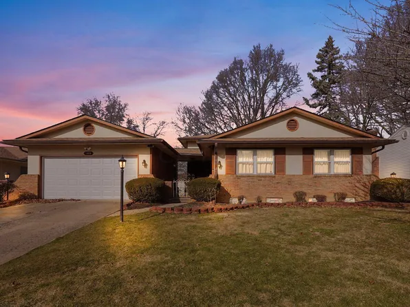 1919 Birkdale Dr, Columbus, OH 43232