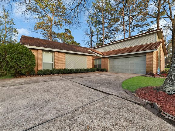3rd image of 3206 Highland Laurels Dr