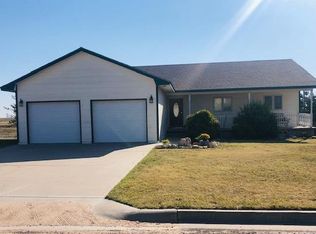 410 E 3rd Ave, Ingalls, KS 67853