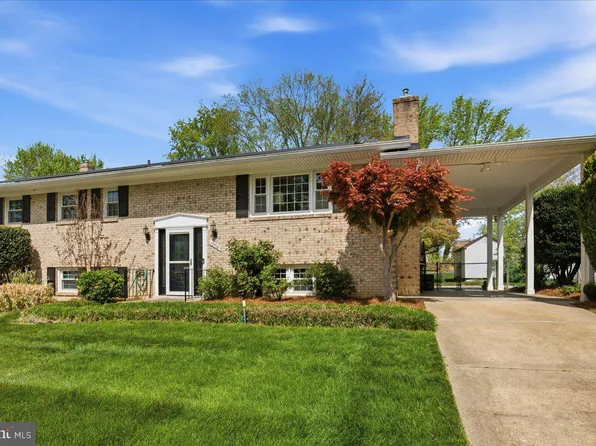 10708 Tyrone Dr, Upper Marlboro, MD 20772