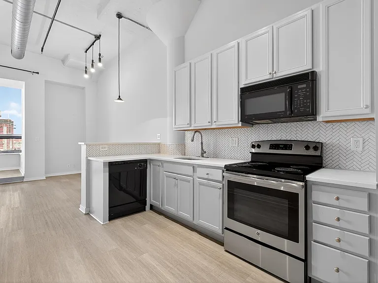 689 Luis M Marin Blvd #906 — Photo 5