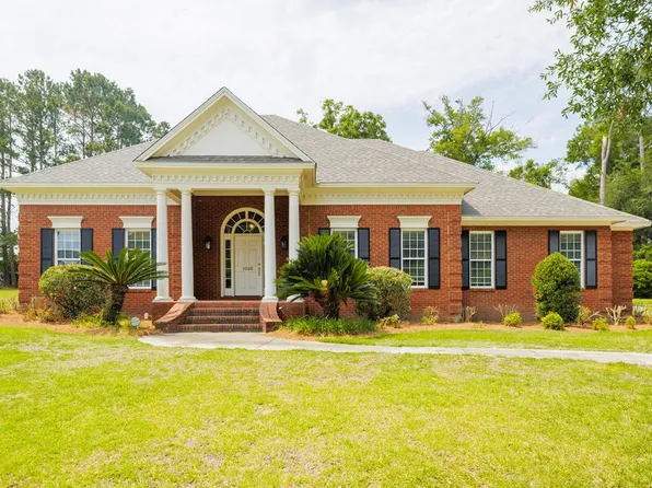 1026 Cherrywood Cir, Valdosta, GA 31605