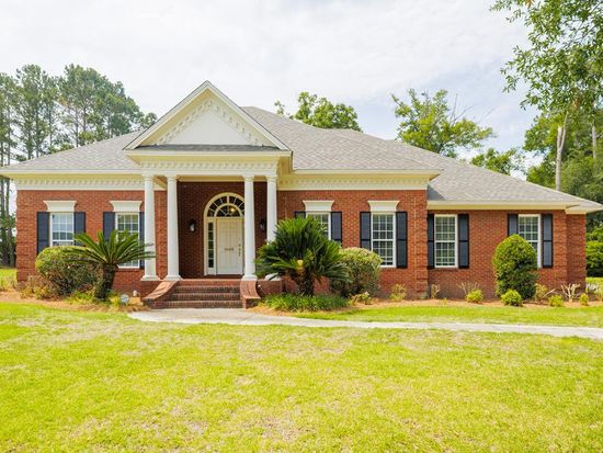 1026 Cherrywood Cir, Valdosta, GA 31605