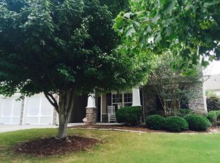 2353 Walnut Tree Ln, Buford, GA 30519