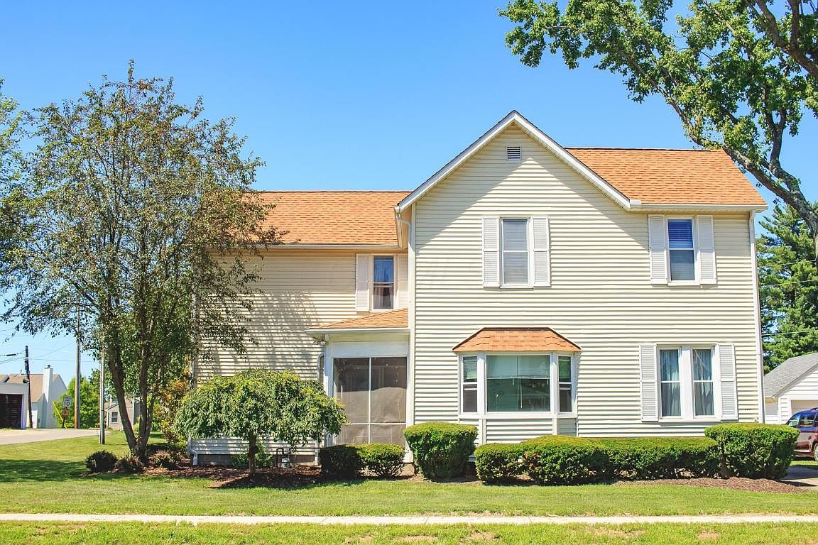 148 E Waterloo St, Canal Winchester, OH 43110 | Zillow