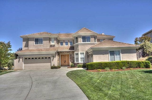 1st image of 2631 Gayley Pl
